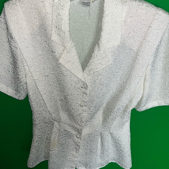 VINTAGE!!! Cinched White and Lace Short Sleeve Blazer Top! ONE OF ONE! - Picture 8 of 16